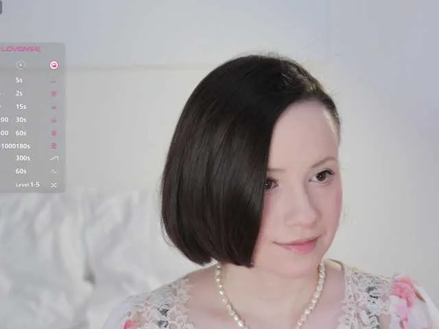 -FemaleEssence-'s Thumb Image