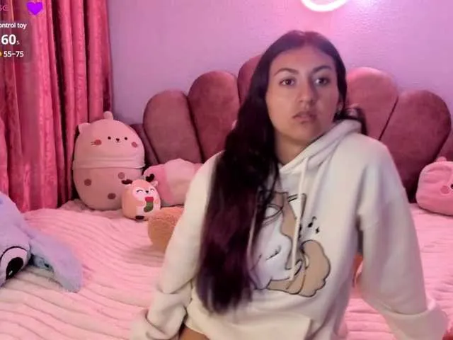 Alice-Cristofer Image 2