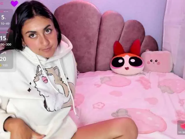 Alice-Cristofer Image 7