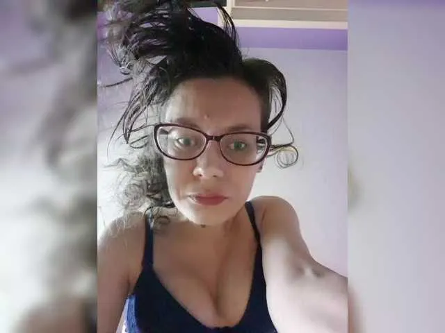 analiMilana Image 16