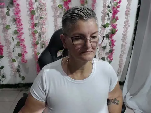 bety-cum3's Thumb Image