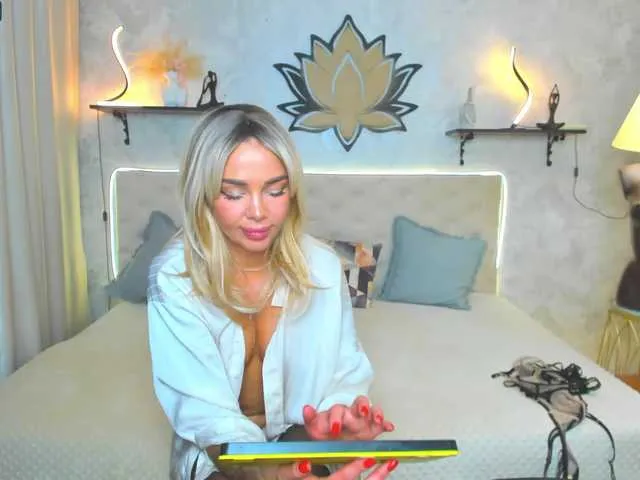 Bianka-strip Image 15