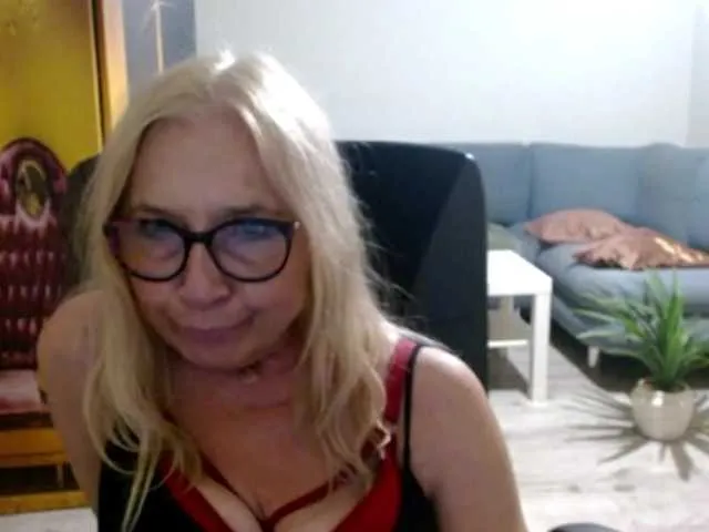 BlondeSofia Image 3