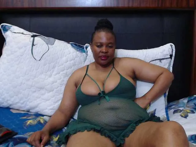 Busttyebony19 Image 5