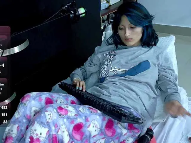 Camila05torres Image 12