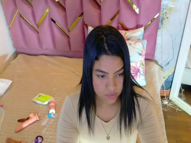 curvybrunnett Image 12