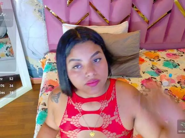 curvybrunnett Image 6