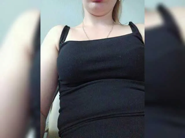 EmmiHot Image 5