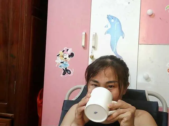 girl30slutty Image 5