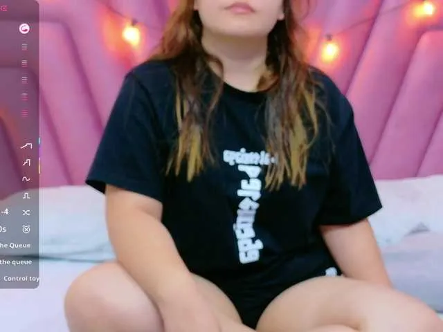 horny18girl Image 3
