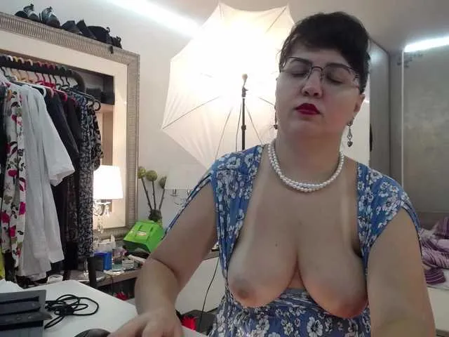 ILoveToFeelU Image 8