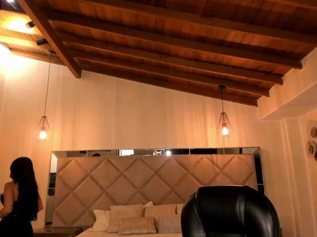 JadeEvans Image 3