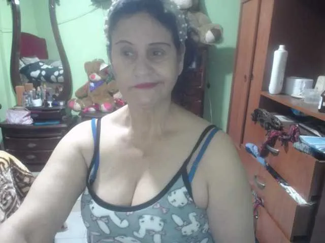 jazmin-mature Image 12