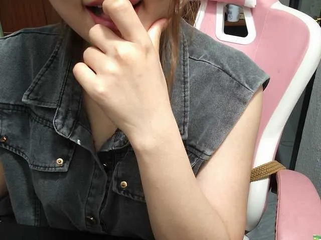 Julia98 Image 7