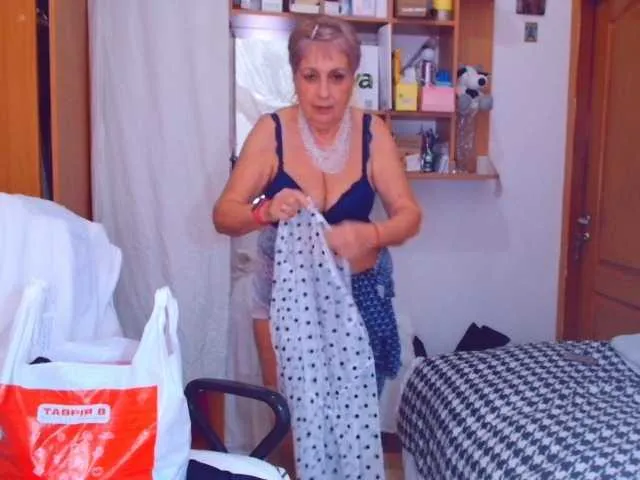 Kira9476's Thumb Image