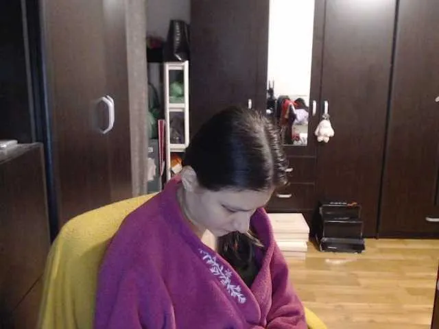 kristineexxx's Thumb Image