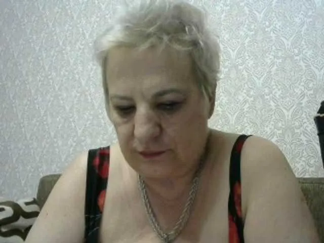 lara45 Image 14