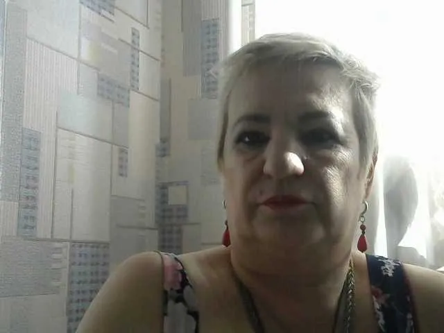 lara45 Image 19