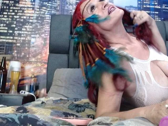 Lucy-mature Image 14