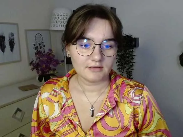 perfectJulie Image 13