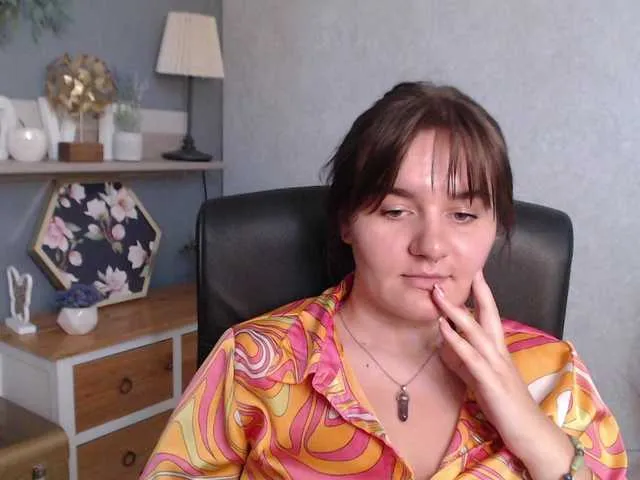 perfectJulie Image 2