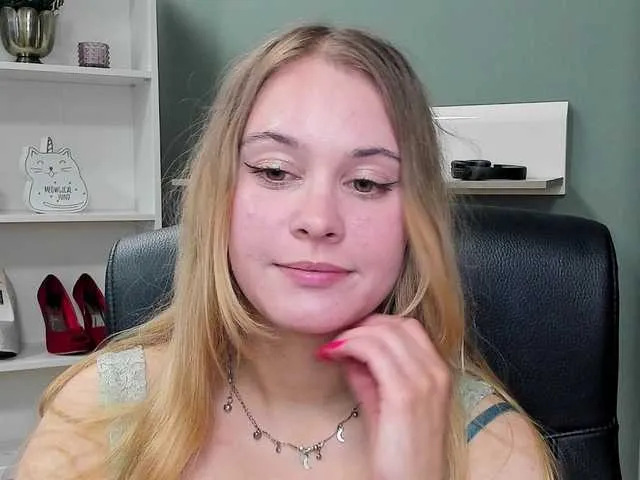 PERFECTvaleria Image 9