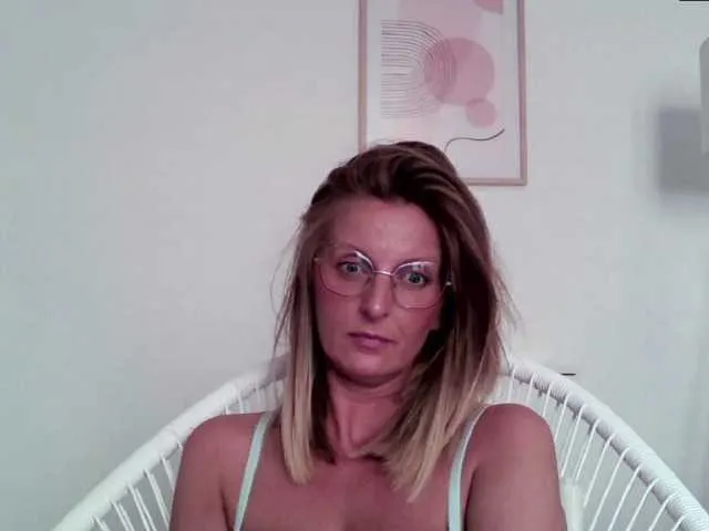 RachellaFox Image 6