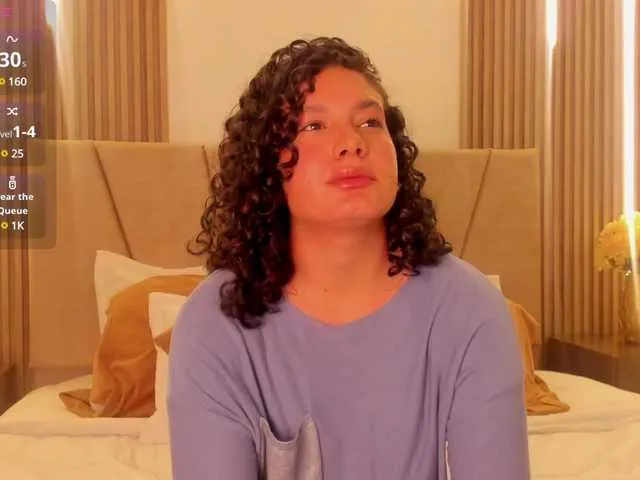 RachellJamess's Thumb Image