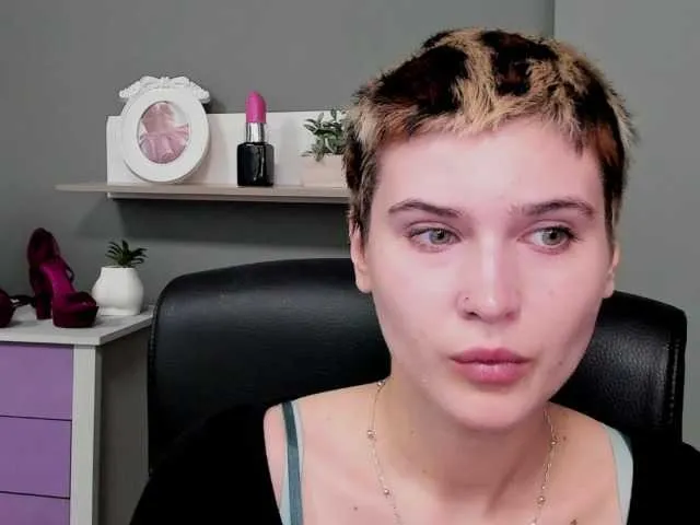 soft-sarah Image 2
