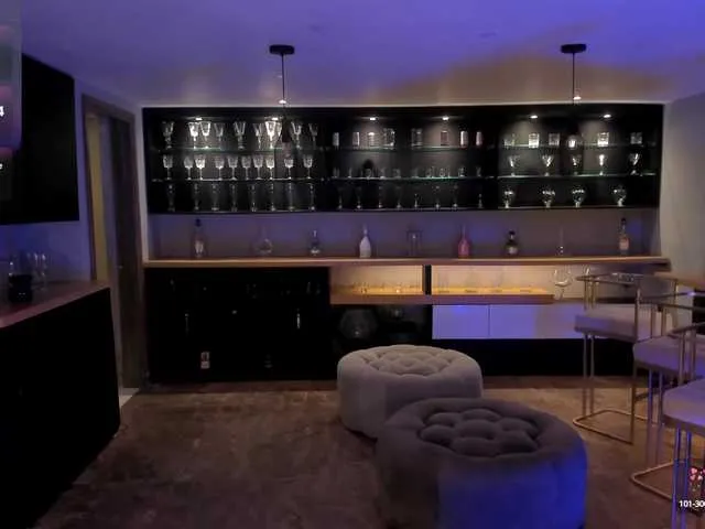 ViolettHansson's Thumb Image