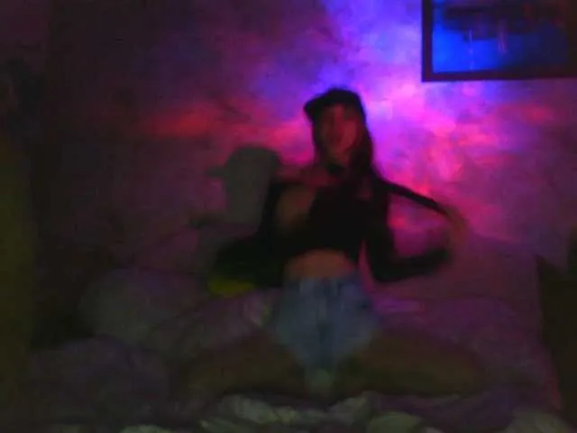 VIP17CoupleDream's Thumb Image