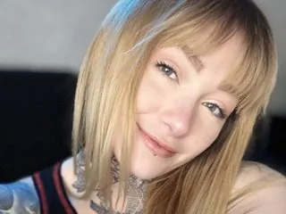 ClaireLaVey's Thumb Image