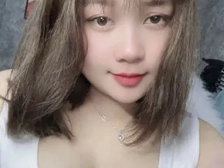 Emily039's Thumb Image